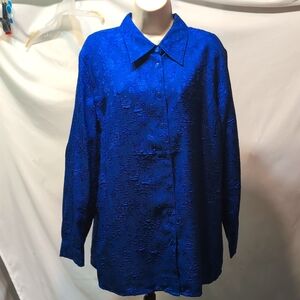 Fashion Bug royal blue floral embossed button up long sleeve shirt size 18-20